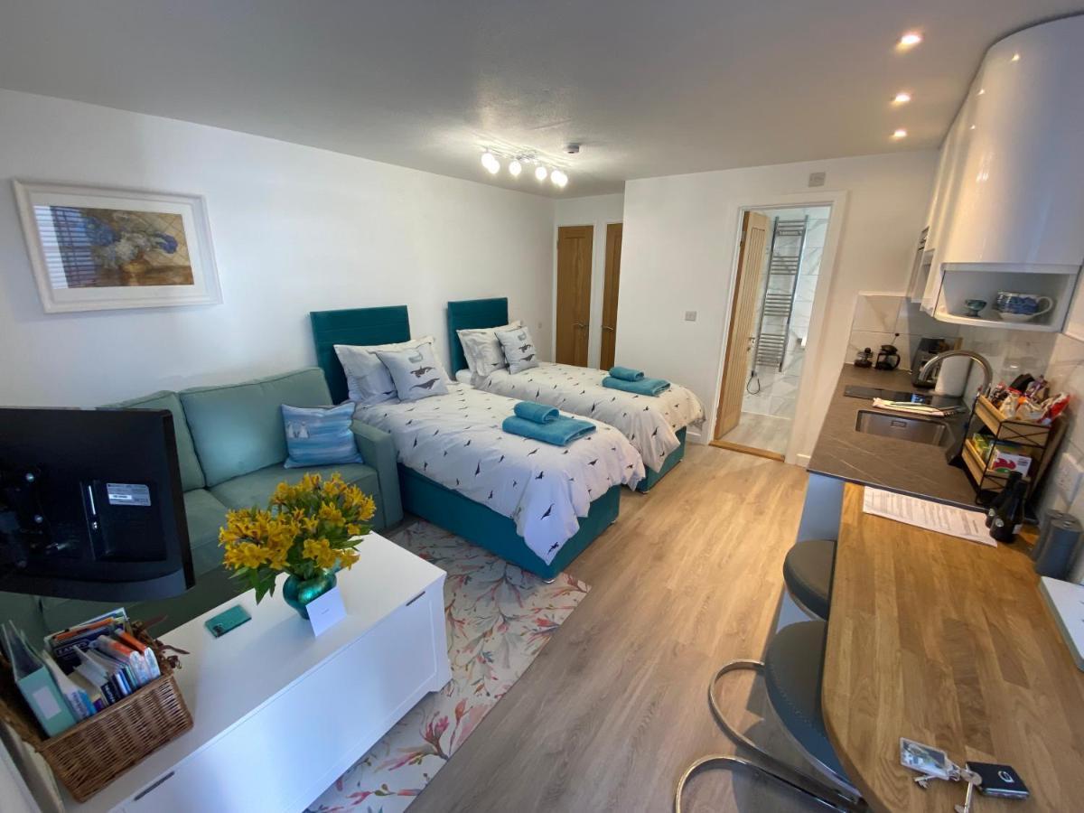 Sweet Caroline - Luxury Studio Stone'S Throw From Mousehole Harbour Exterior photo